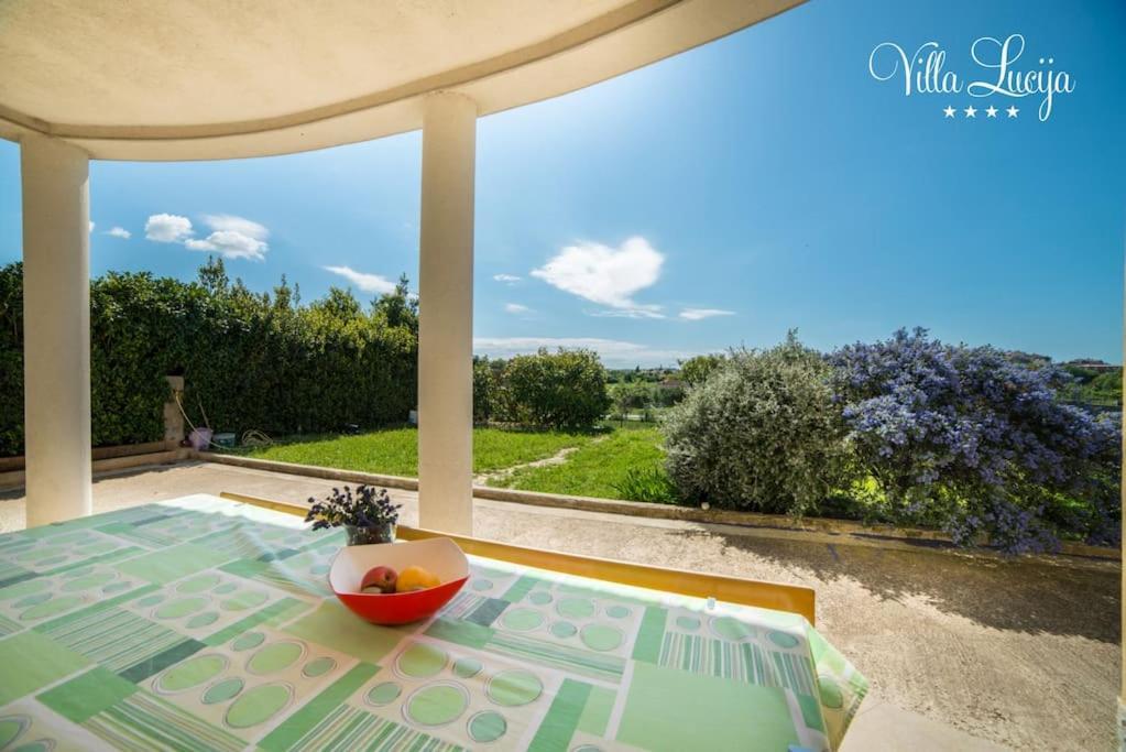 Villa Lucija Pula Exterior foto