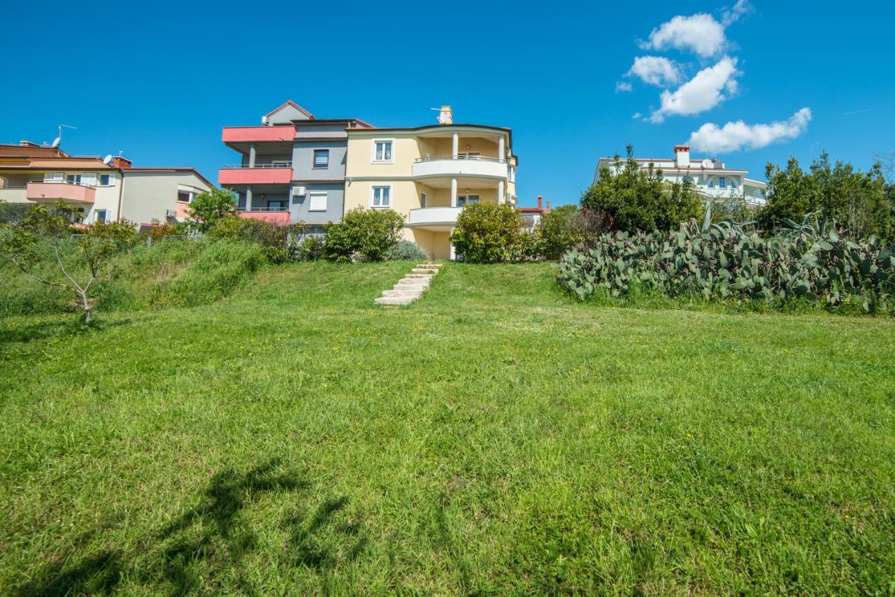 Villa Lucija Pula Exterior foto